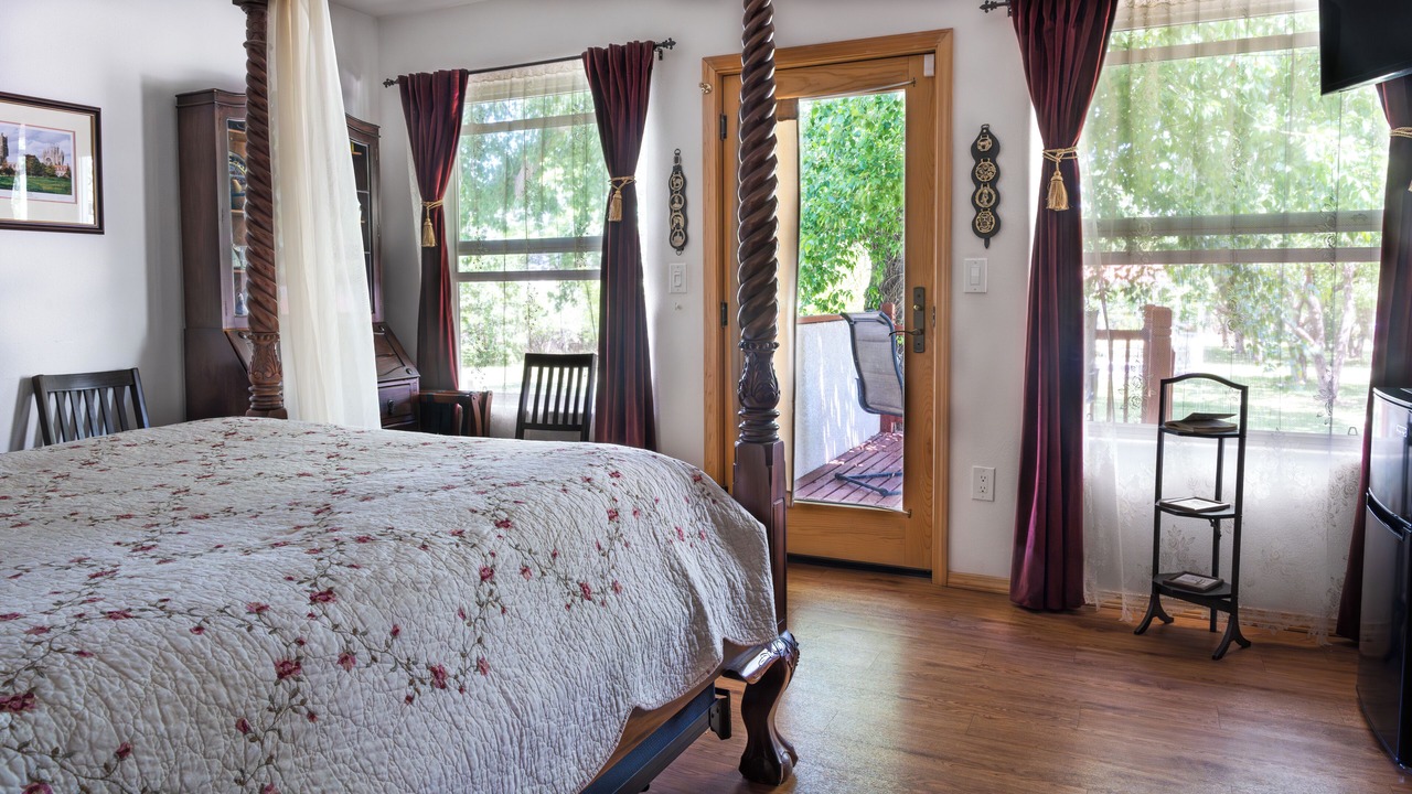 Photo of Bedroom in Albuquerque