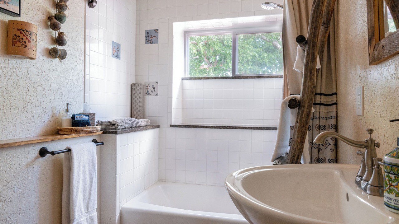 Photo of Bathroom in Albuquerque