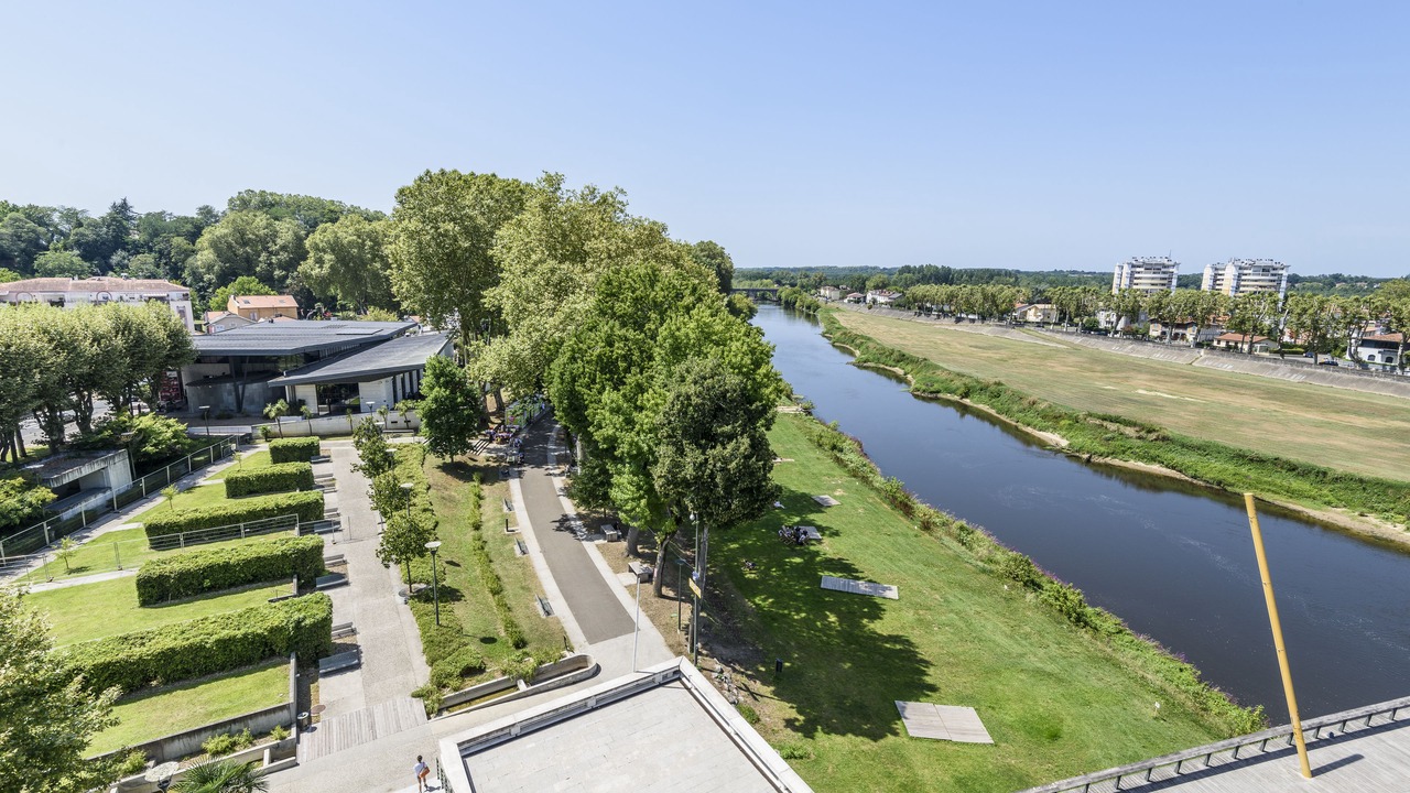 Photo of Others in Dax