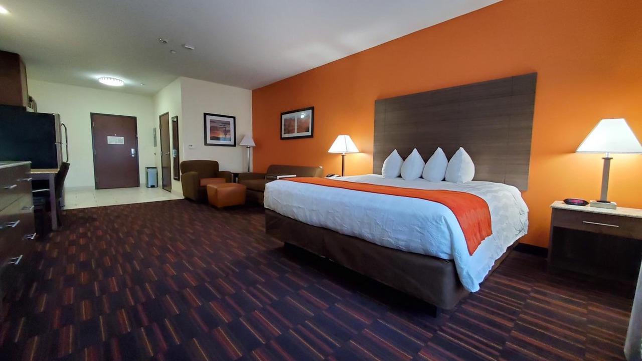 Photo of Bedroom in Enid