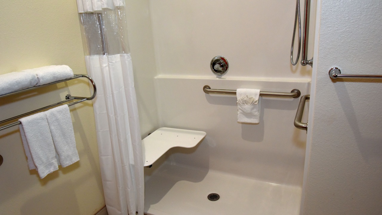 Photo of Bedroom in Enid