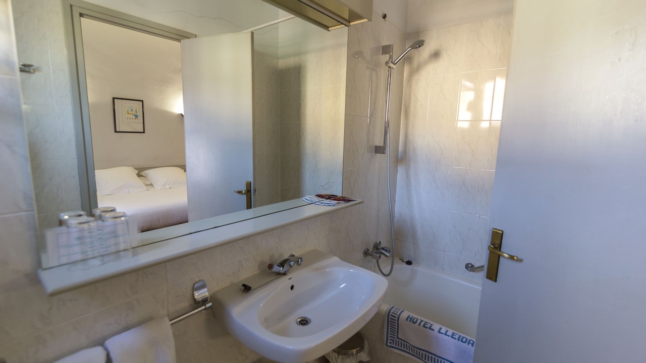 Photo of Bathroom in Las Ventas de Santa Lucia