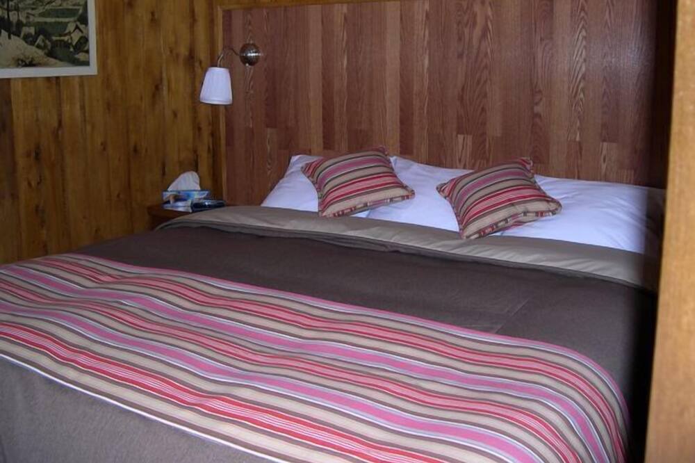 Photo of Bedroom in Rawdon