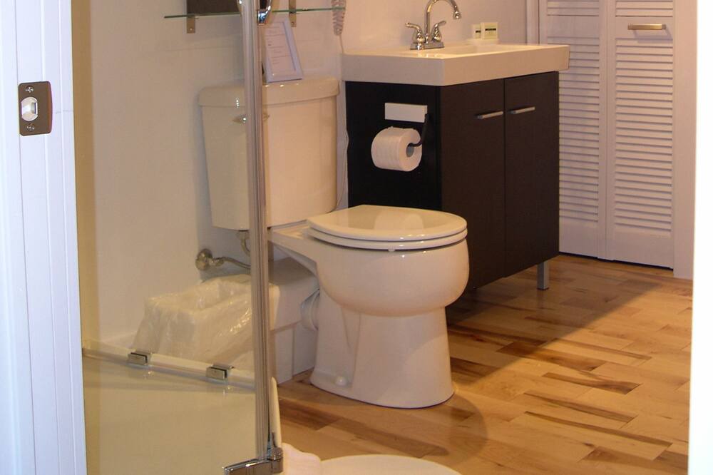 Photo of Bathroom in Rawdon