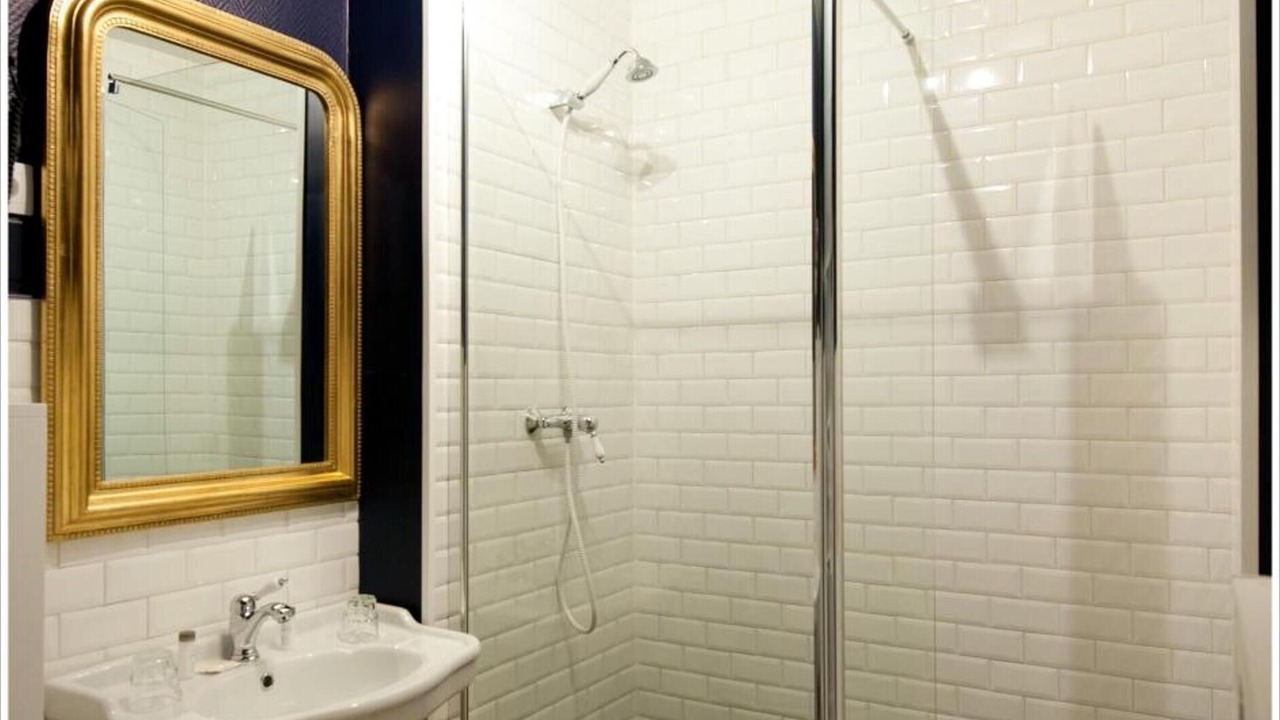 Photo of Bathroom in Centre Ville