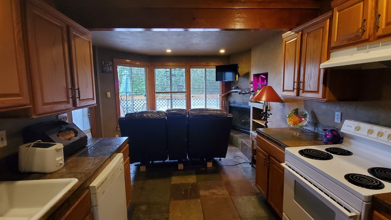 Photo of Bedroom in Idyllwild
