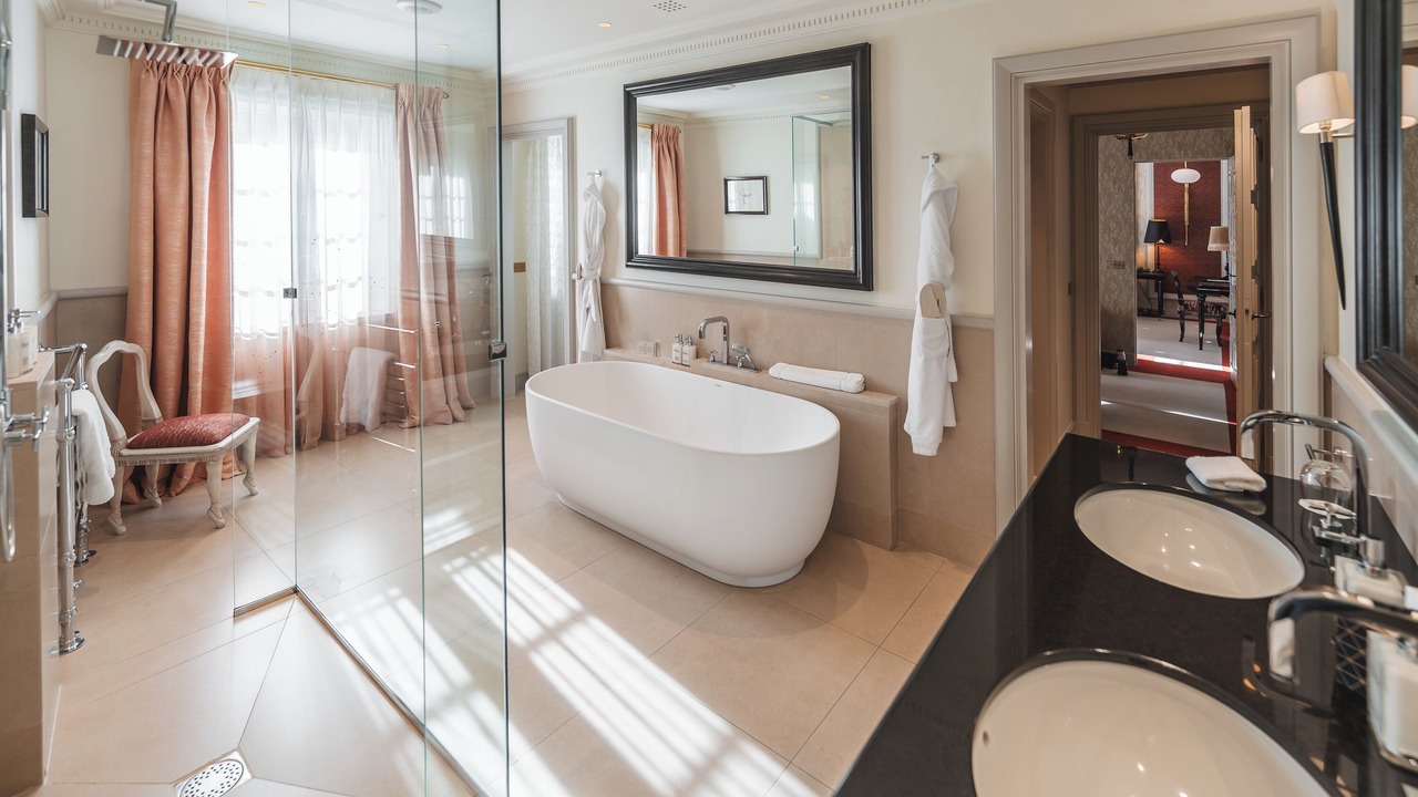 Photo of Bathroom in Saint-Emilion