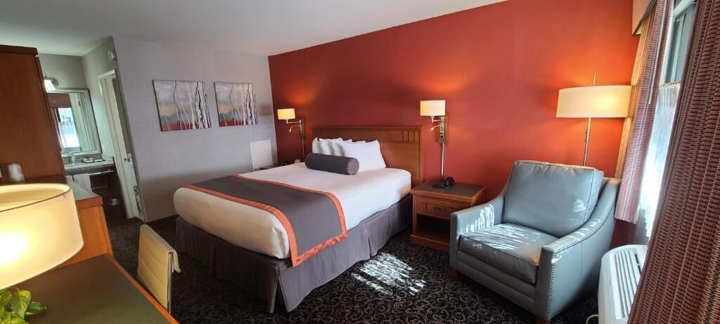 Photo of Bedroom in Lone Pine
