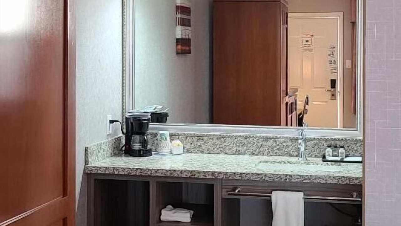 Photo of Bathroom in Lone Pine