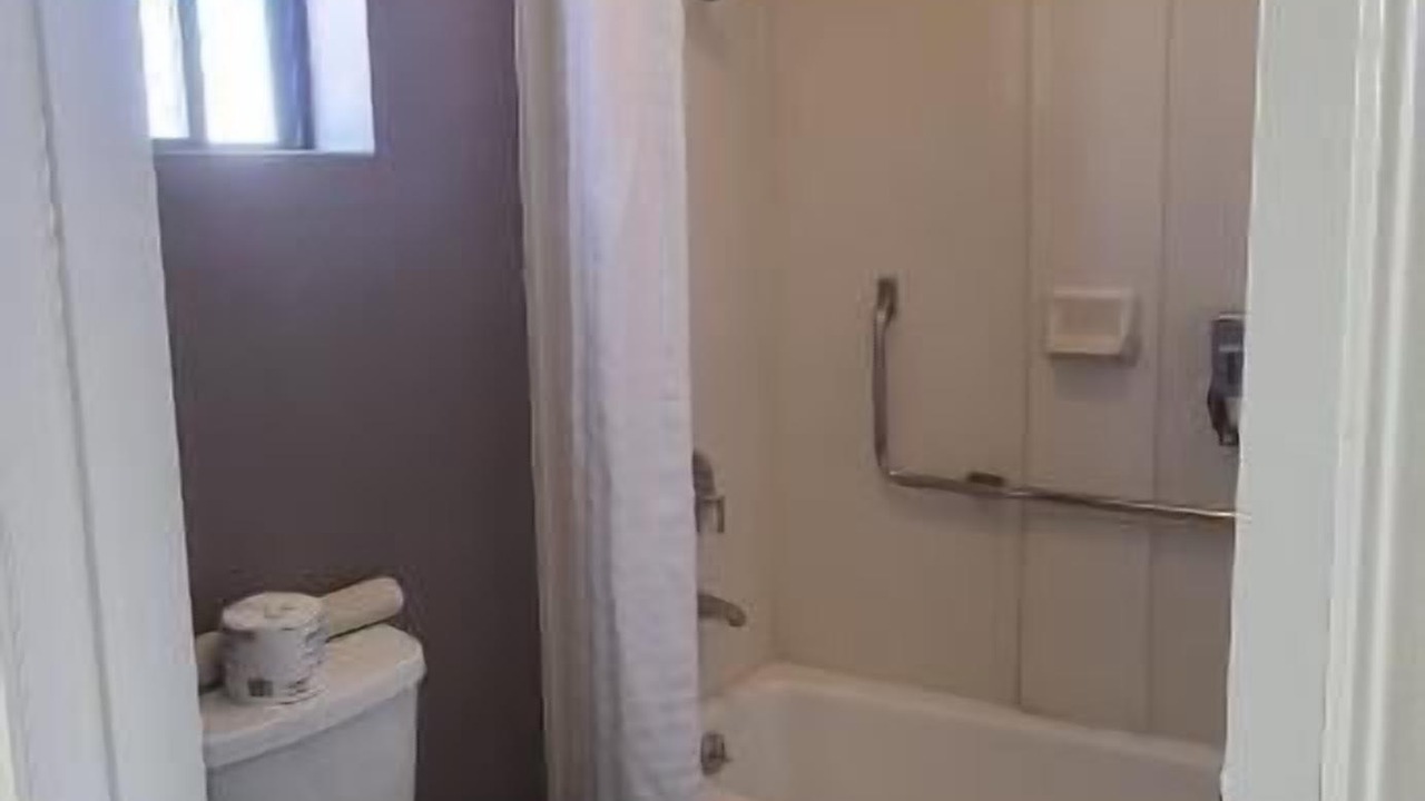 Photo of Bathroom in Lone Pine