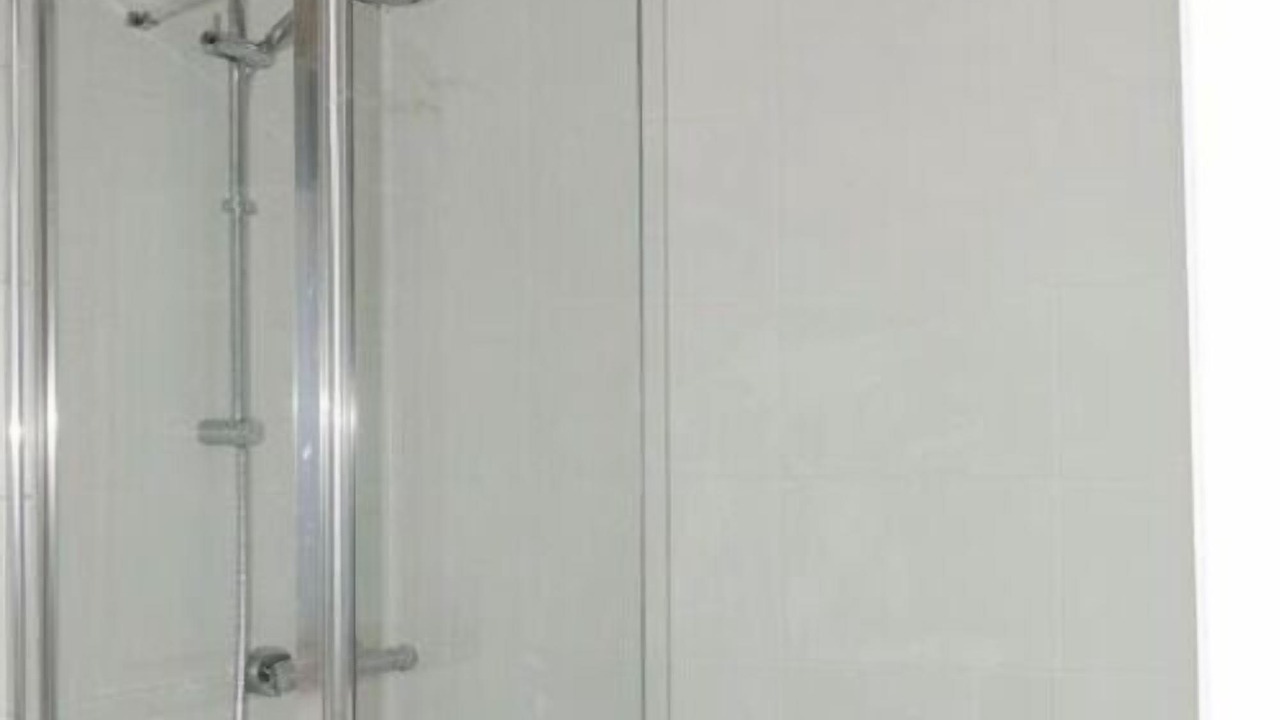 Photo of Bathroom in Newark