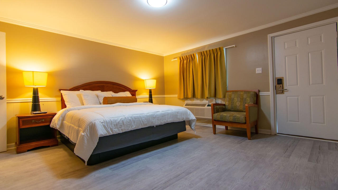 Photo of Bedroom in Eden