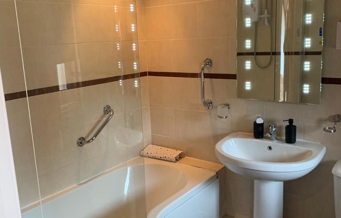 Photo of Bathroom in Castle Bytham