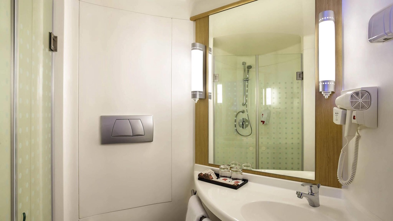 Photo of Bedroom in Manado City Centre