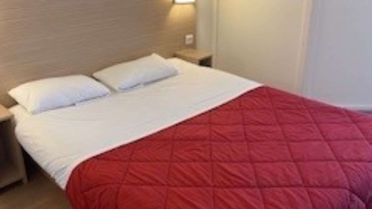 Photo of Bedroom in Bois-Guillaume