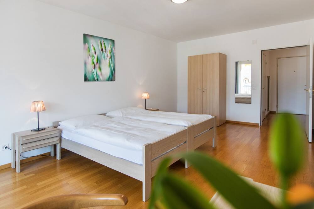 Photo of Bedroom in Muralto