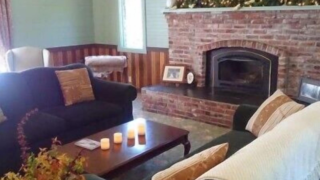 Photo of Livingroom in Ashford