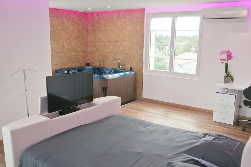 Photo of Bedroom in Barbaste