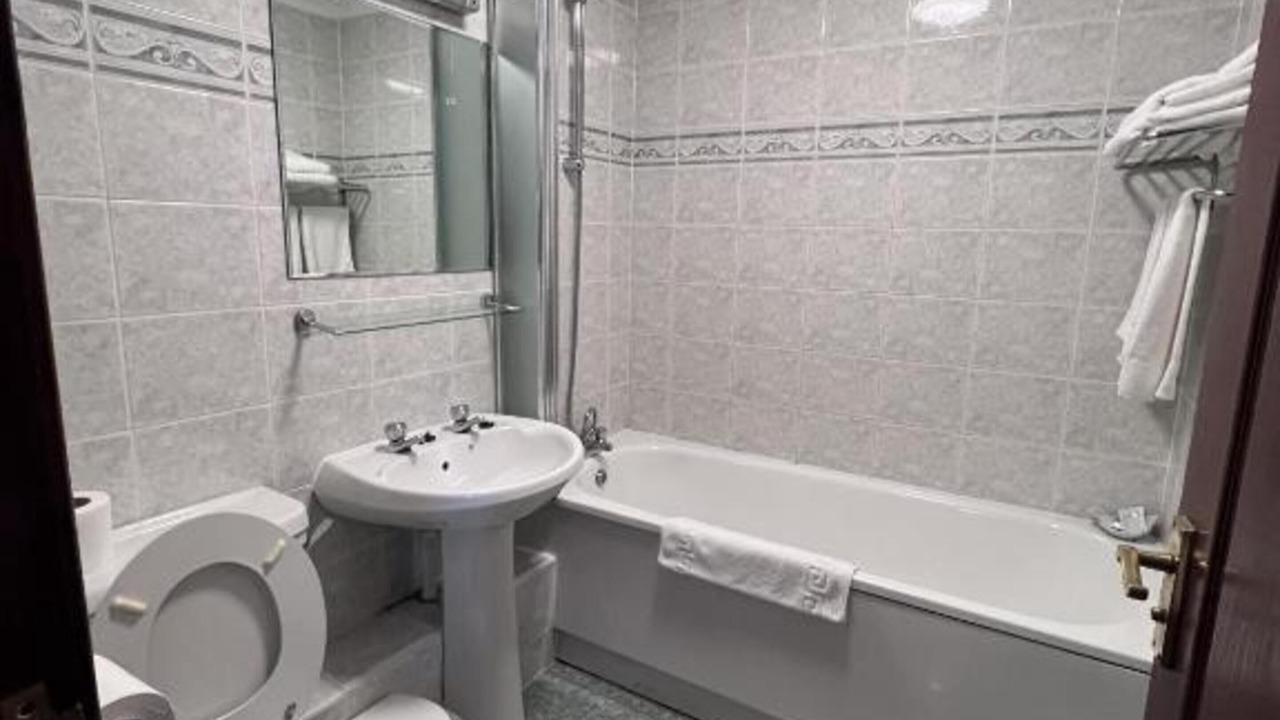 Photo of Others in Dumbarton