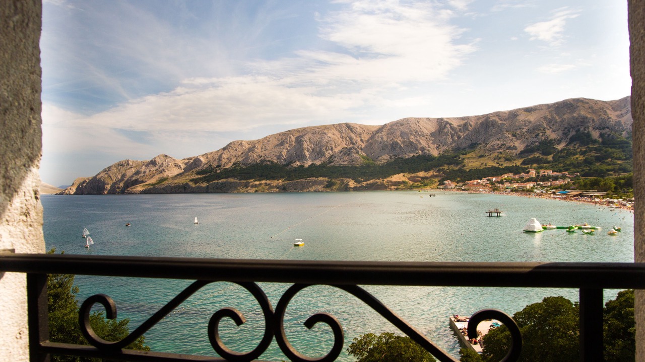 Photo of Others in Baska