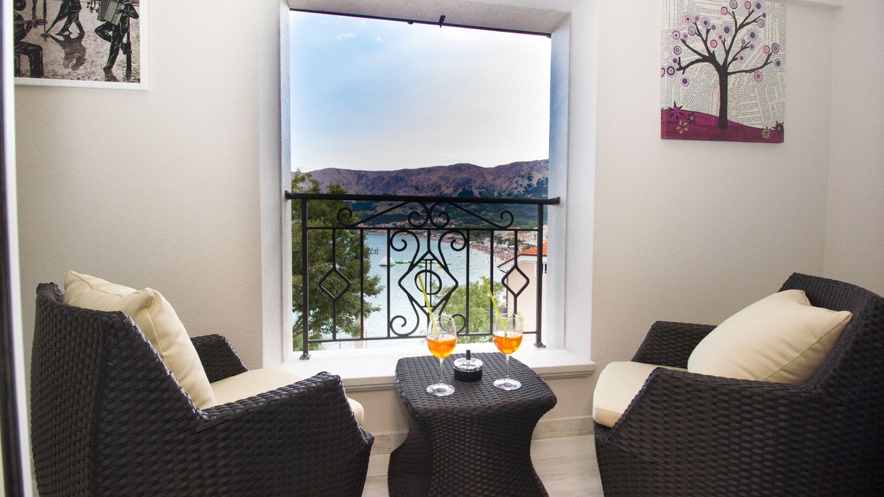 Photo of Bedroom in Baska