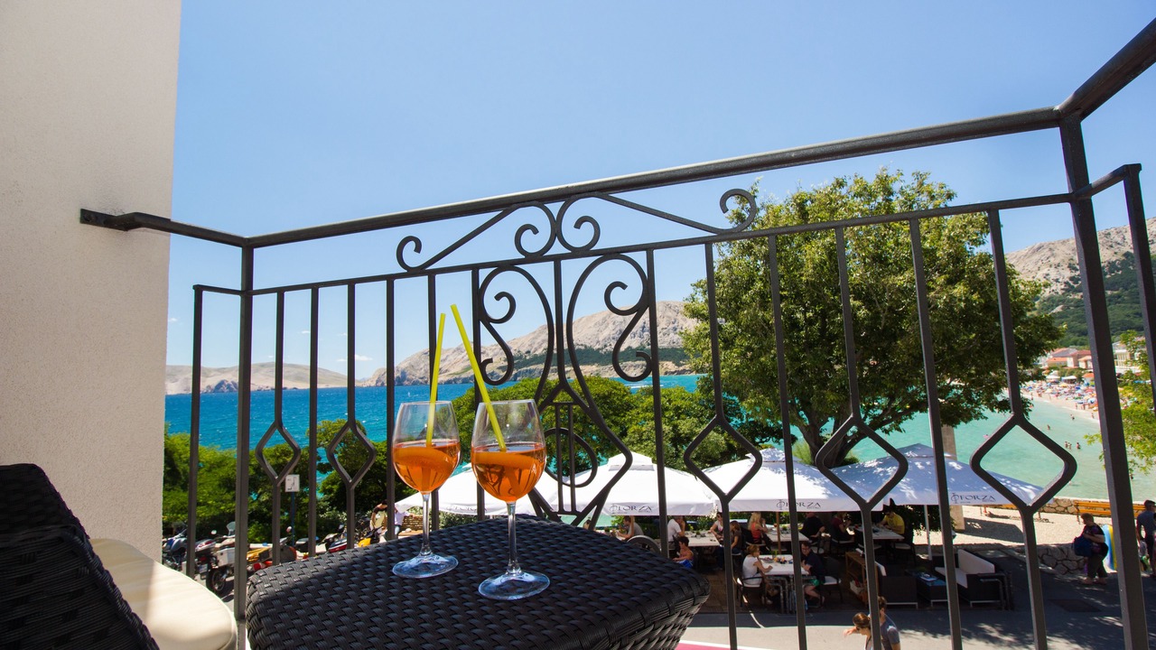 Photo of Patio Balcony in Baska