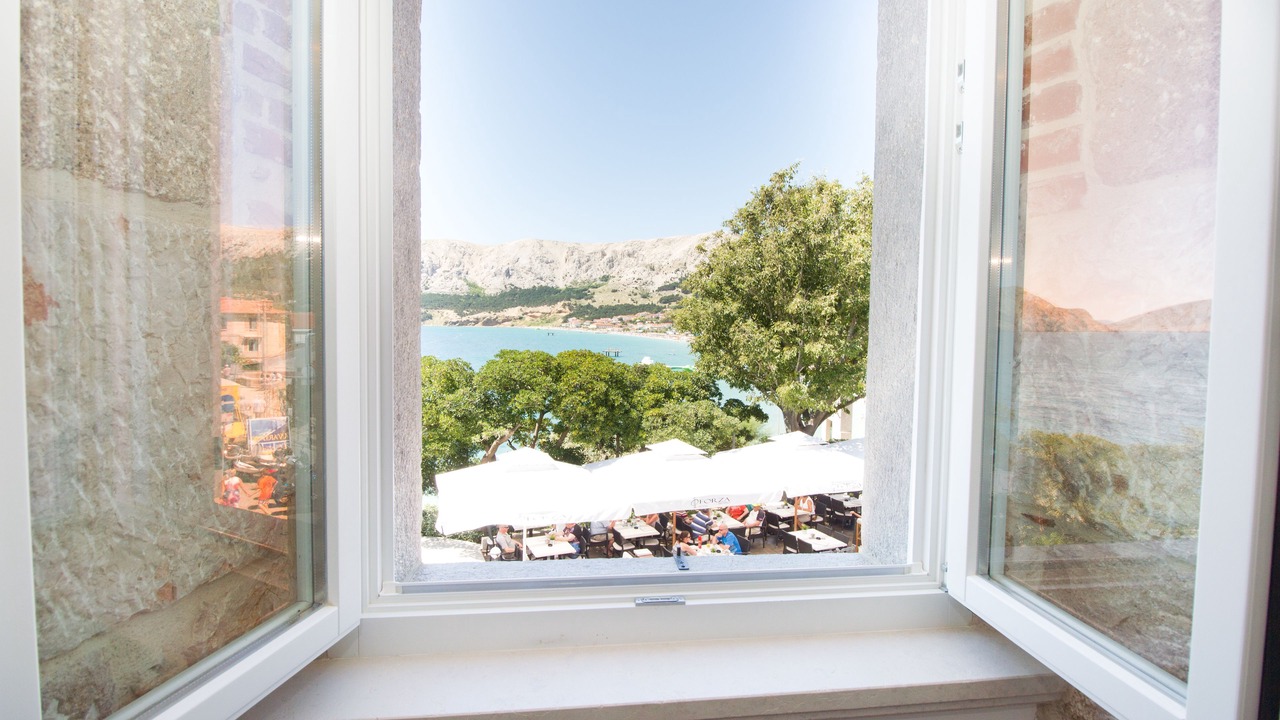 Photo of Bedroom in Baska