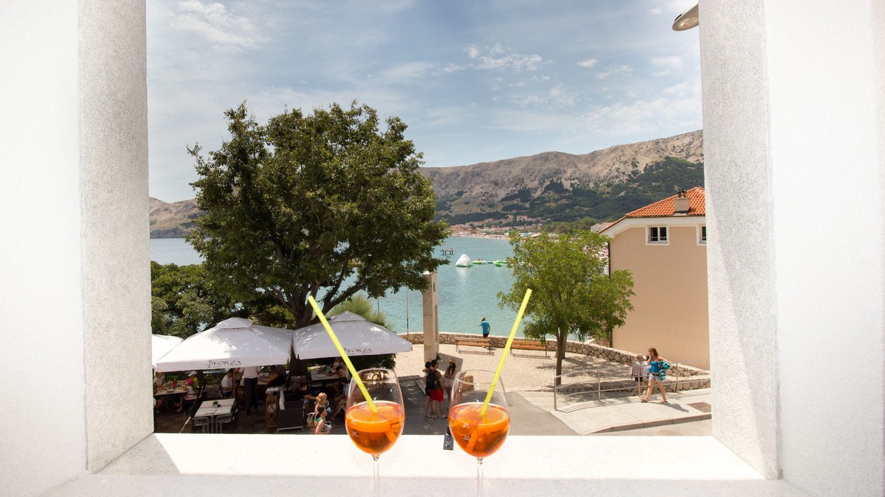 Photo of Bedroom in Baska