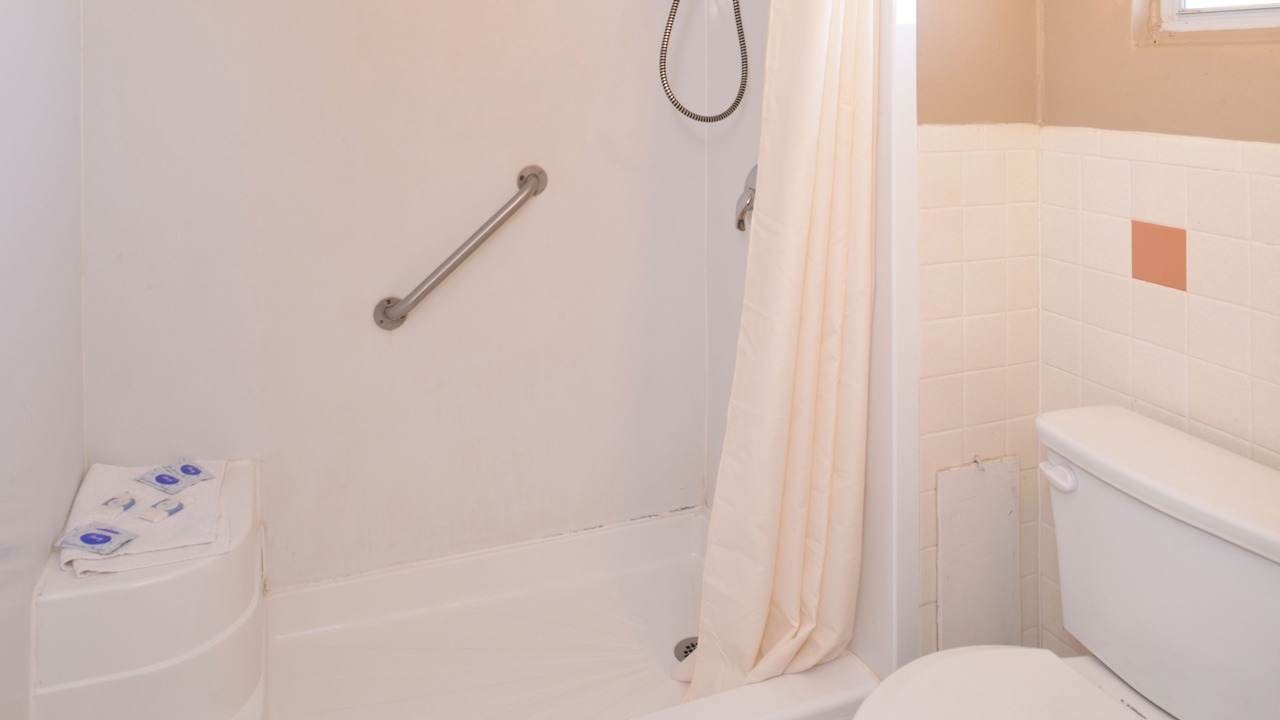Photo of Bathroom in Sweetwater