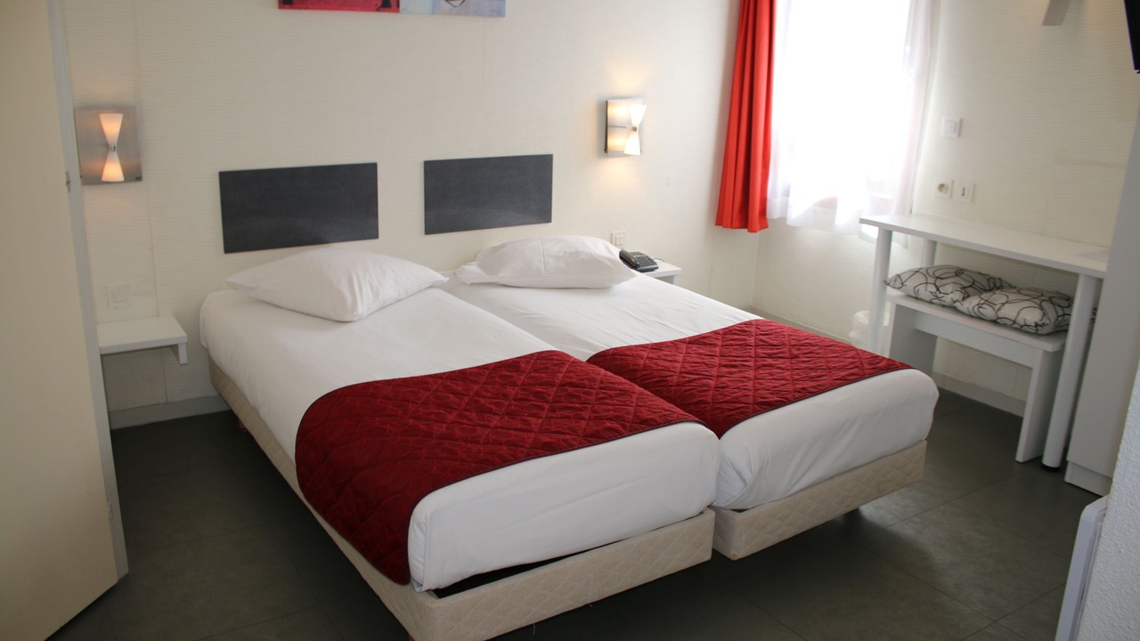 Photo of Bedroom in Contrexeville