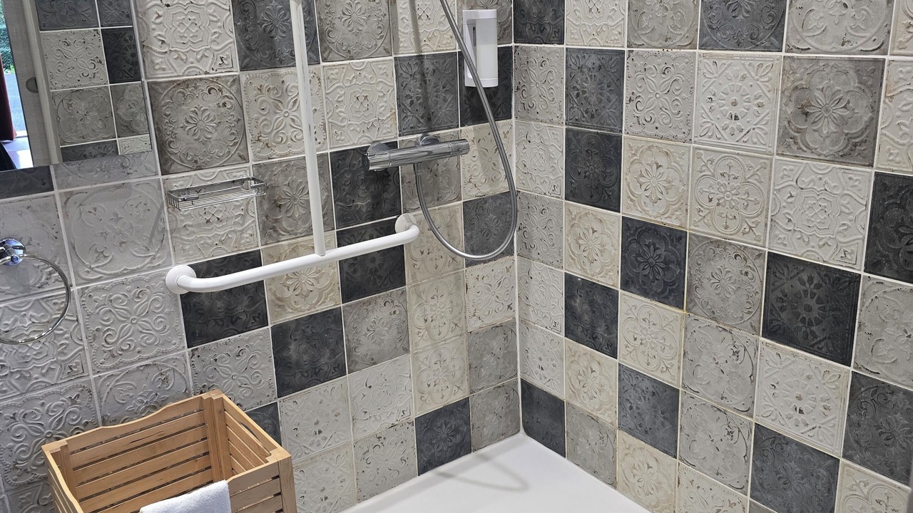 Photo of Bathroom in Arromanches-les-Bains