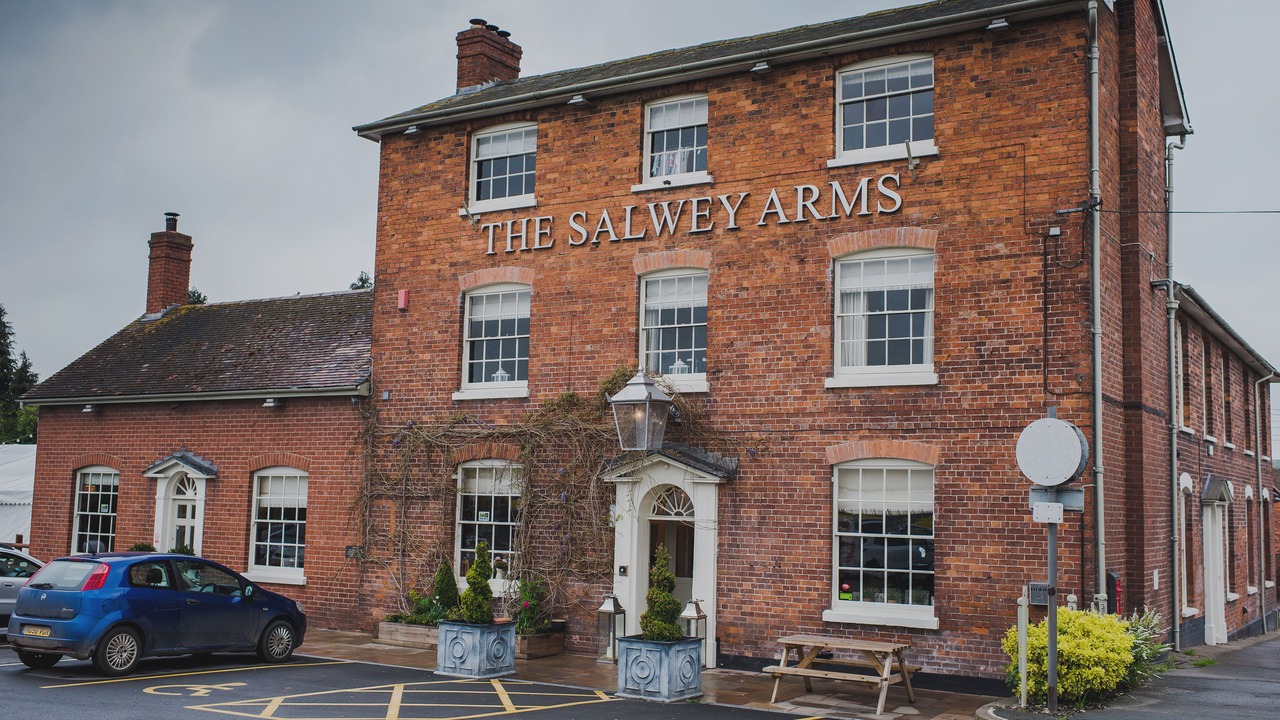 Photo of Buildings in Woofferton
