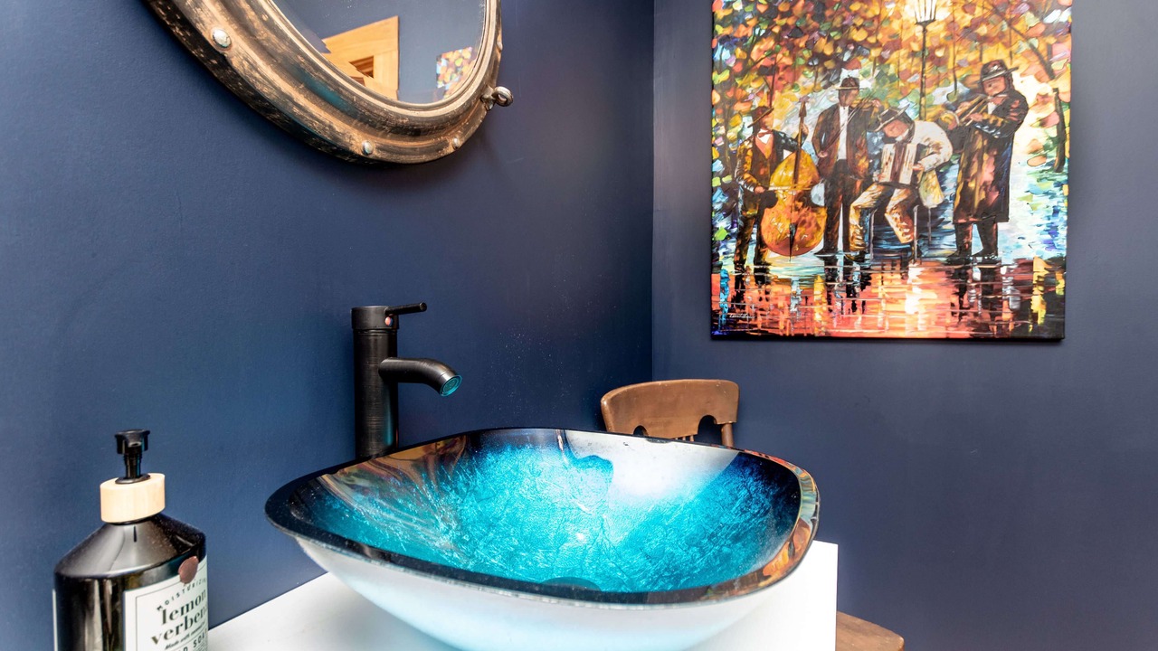 Photo of Others in Downtown Niagara Falls