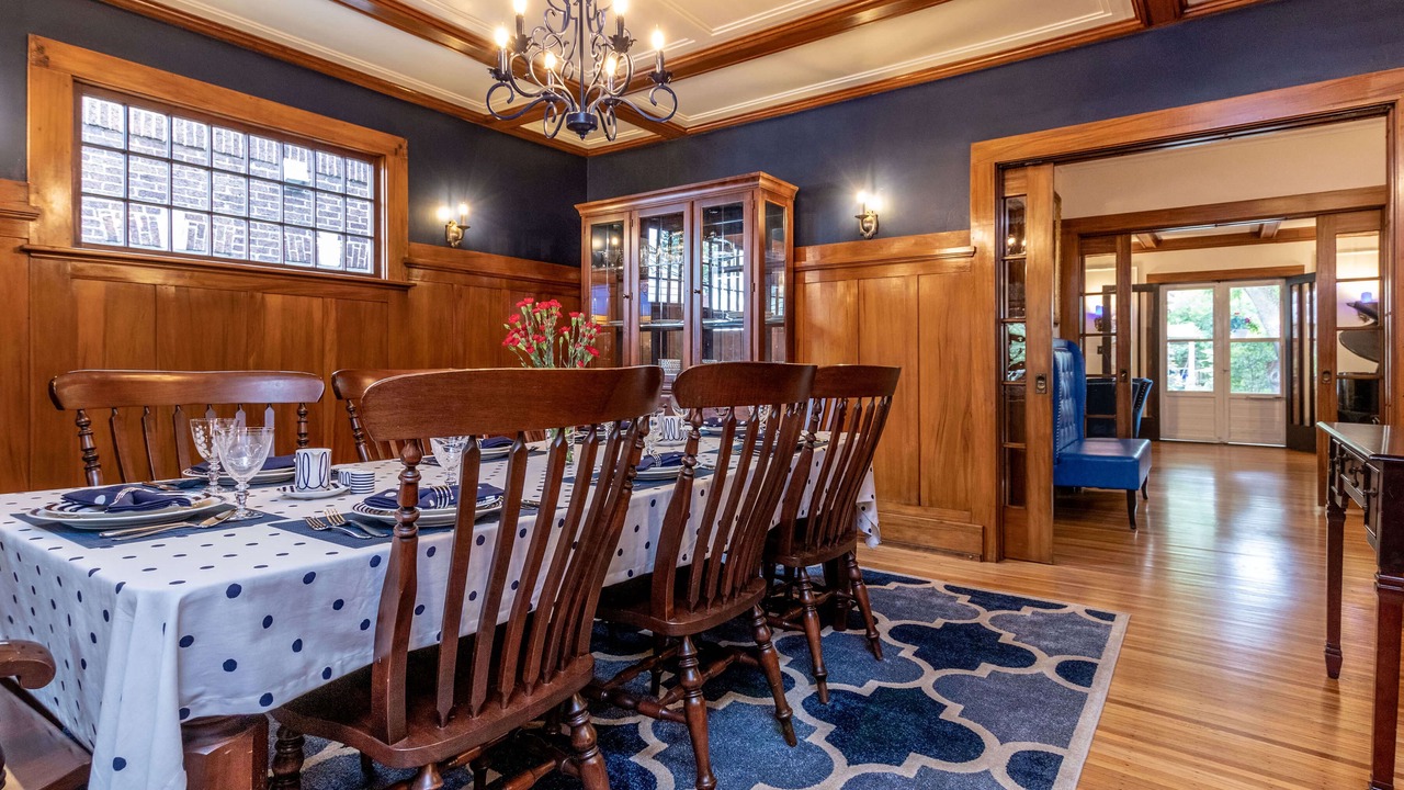 Photo of Others in Downtown Niagara Falls