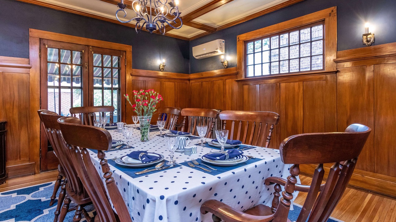 Photo of Others in Downtown Niagara Falls