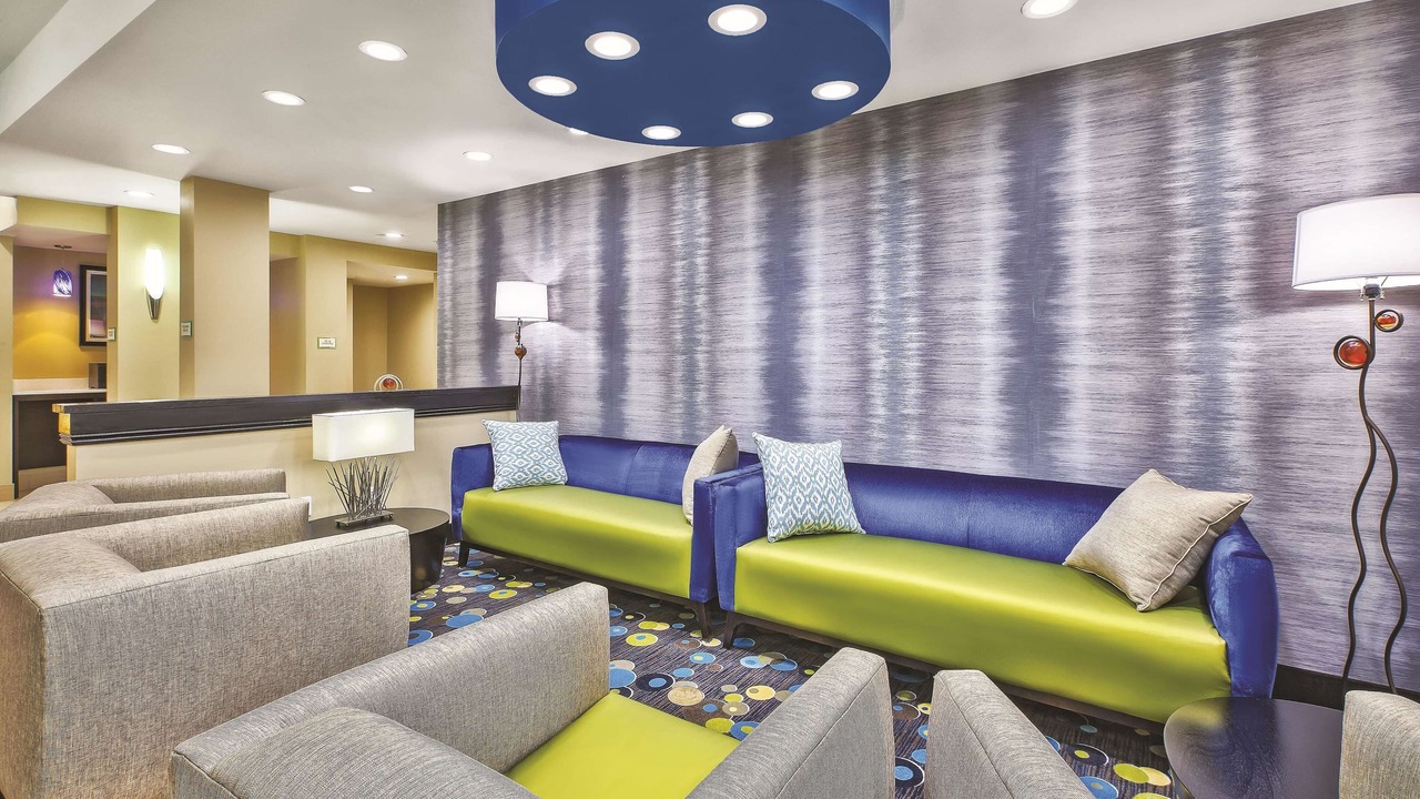 Photo of Livingroom in Niagara Falls