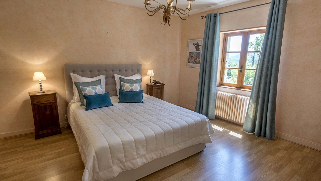 Photo of Others in Le Poet-Laval