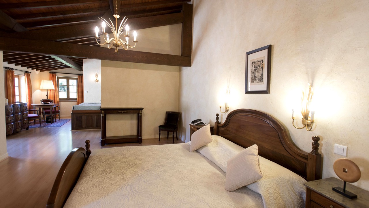 Photo of Bedroom in Le Poet-Laval