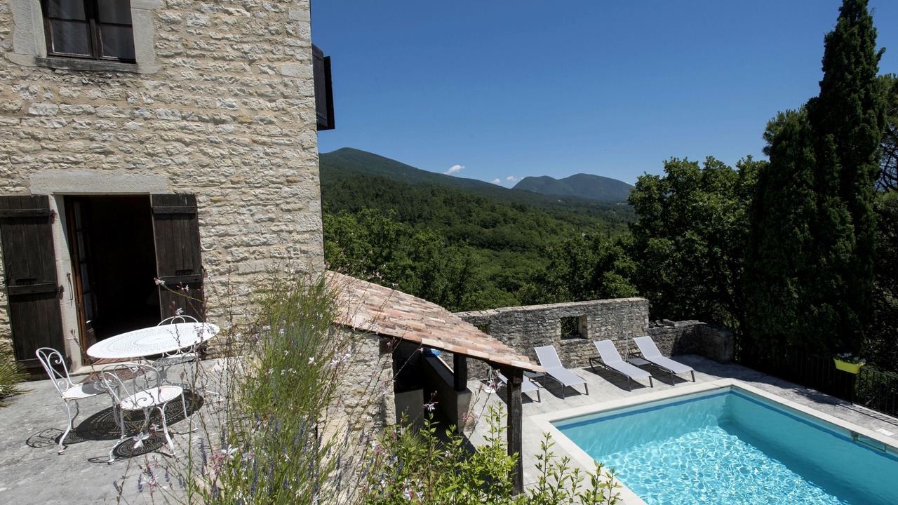 Photo of Outdoor in Le Poet-Laval