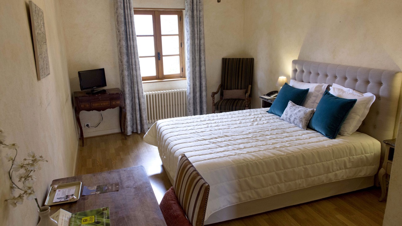 Photo of Bedroom in Le Poet-Laval