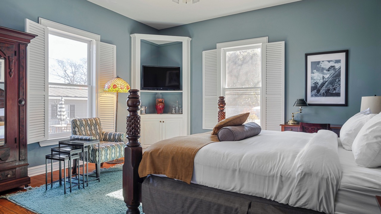 Photo of Bathroom in Stone Mountain Historic Village