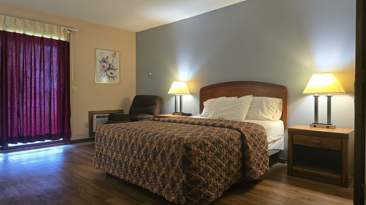 Photo of Bedroom in Phillips