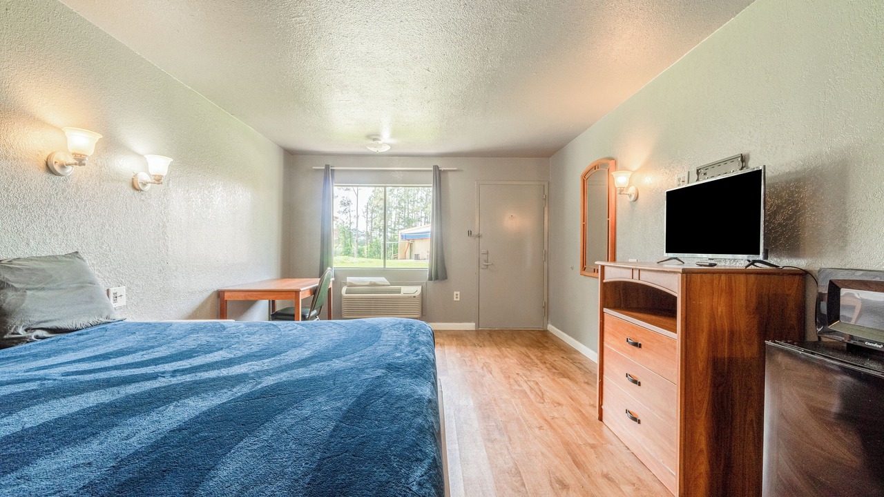 Photo of Bedroom in Livingston