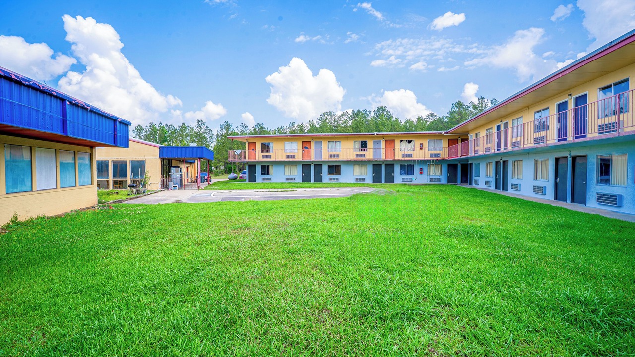 Photo of Outdoor in Livingston