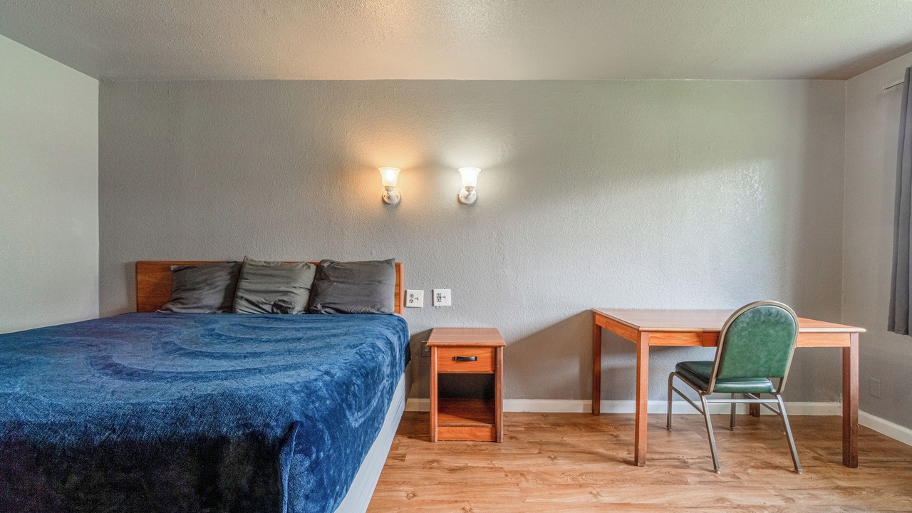 Photo of Bedroom in Livingston