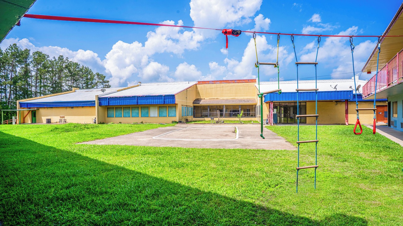 Photo of Outdoor in Livingston