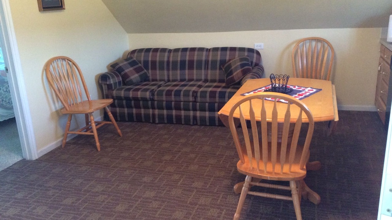 Photo of Livingroom in Victor