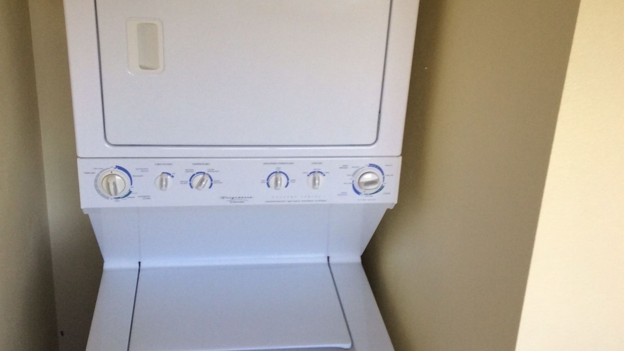 Photo of Others in Victor