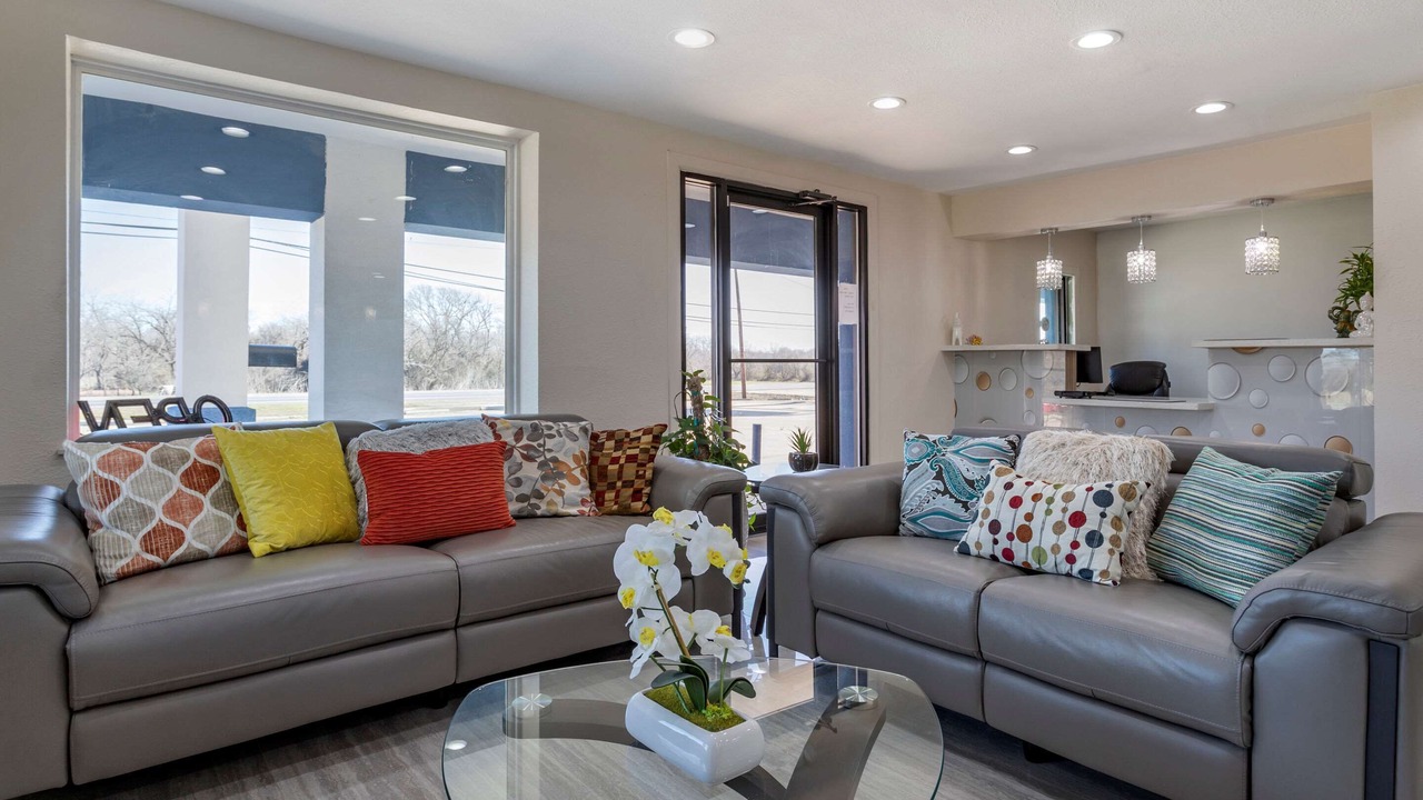 Photo of Livingroom in Caldwell