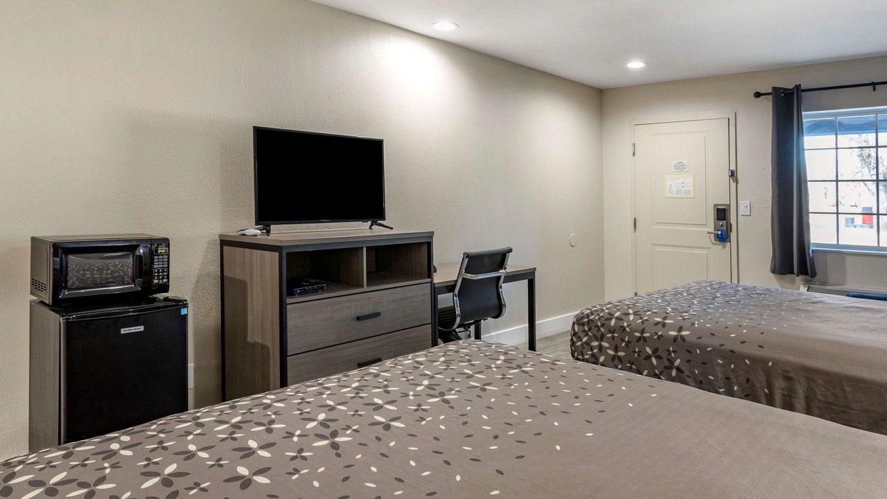 Photo of Bedroom in Caldwell